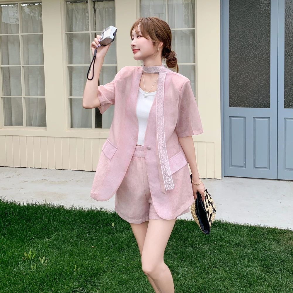 粉色韩系一整套穿搭休闲短袖西装套装女2025夏新款高腰短裤两件套
