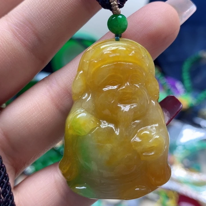 翡翠手镯未镶嵌吊坠