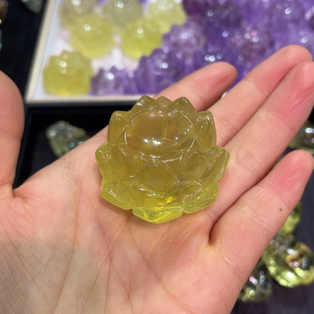 黄晶莲花底座未镶嵌