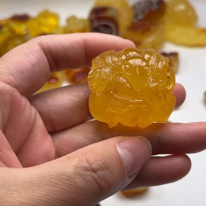 琥珀颈饰未镶嵌琥珀蜜蜡