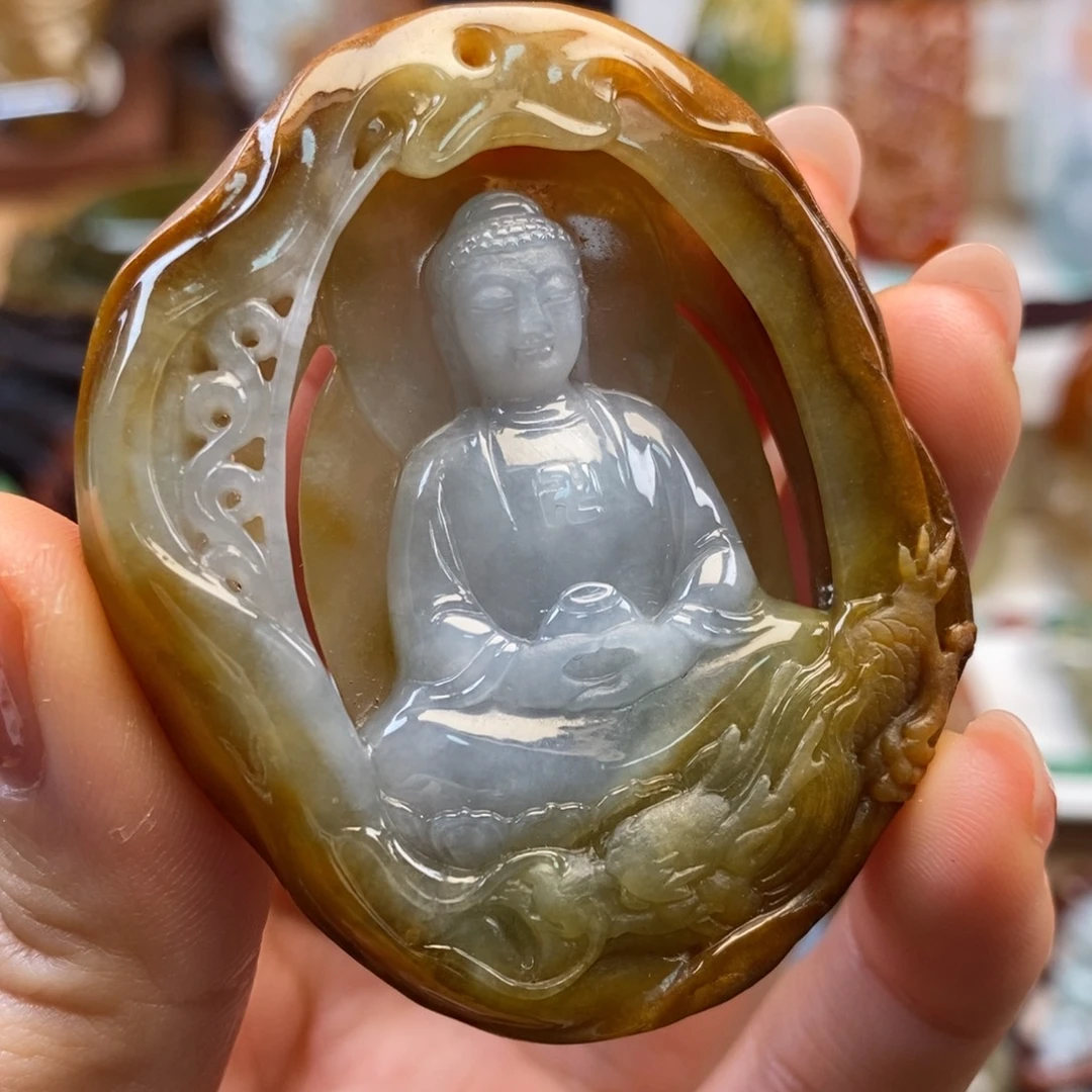 翡翠未镶嵌颈饰佛