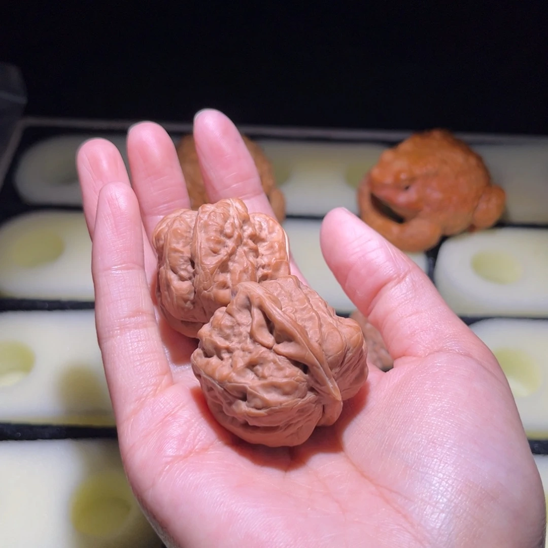 不***芒文玩核桃吊坠蛤蟆