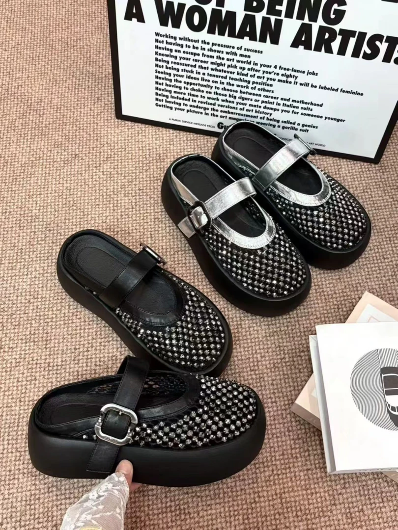 欧货2025夏新款水钻镂空网面一字带包头凉拖松糕厚底小个子外穿女