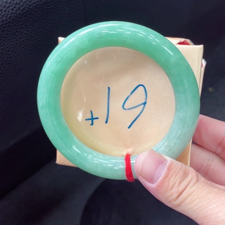 未镶嵌手镯翡翠敏****y翡翠