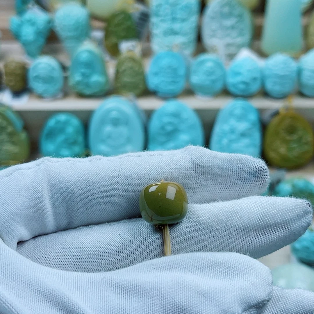 绿松石未镶嵌珠宝奇石12.5m