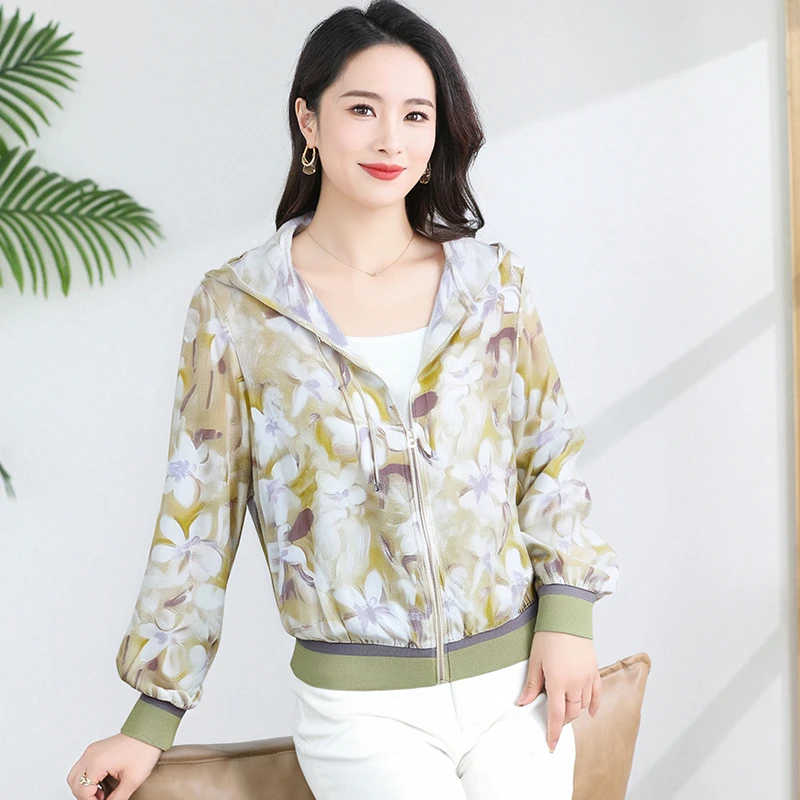 真丝上衣外套女2025春季新款洋气印花棒球服开衫桑蚕丝连帽防晒服