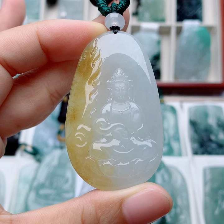 翡翠未镶嵌颈饰v*观音