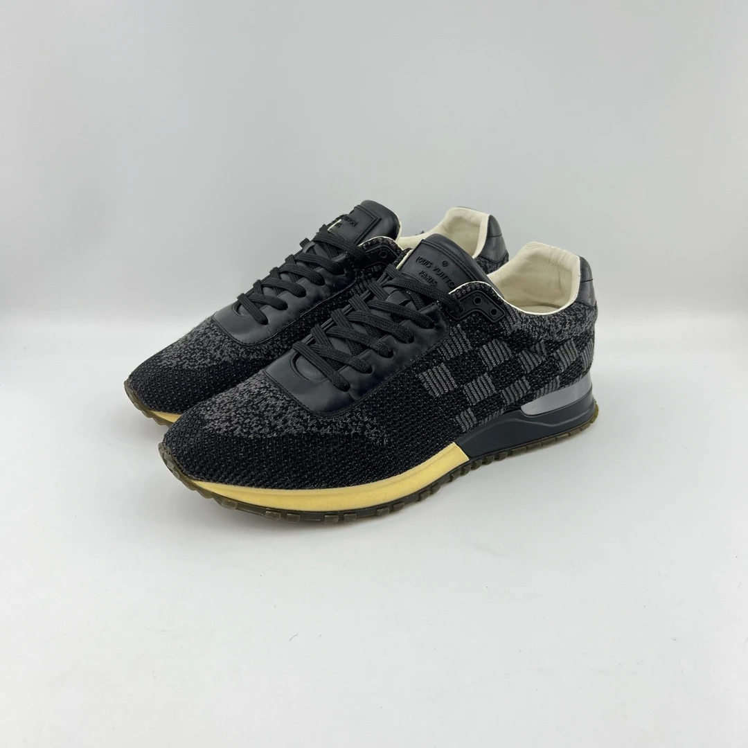 95新 LouisVuitton/路易威登 41码/棋盘格低帮休闲鞋/10202109