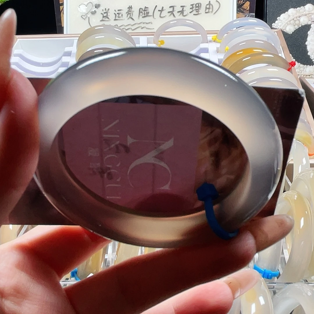 涵***妹手镯玛瑙/玉髓未镶嵌