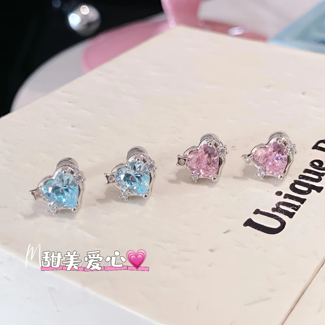钛钢耳饰 熔岩甜心蓝粉爱心耳钉绝美耳环耳骨钉爆闪锆石耳饰女款