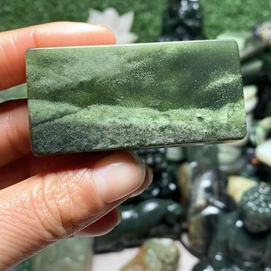 未镶嵌和田玉（糖玉）珠宝半成品