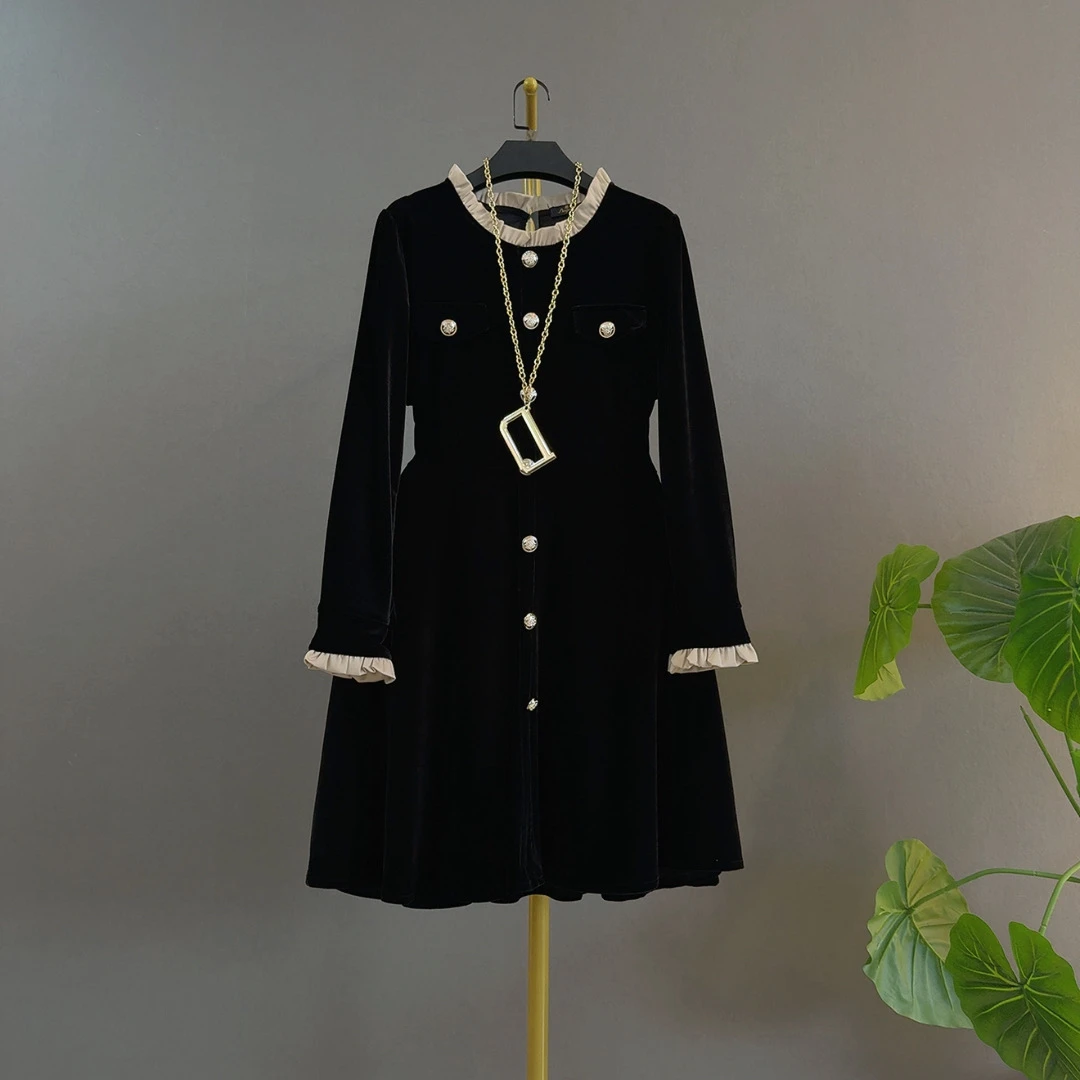 法式丝绒连衣裙秋冬长袖单排扣设计收腰显瘦气质小黑裙