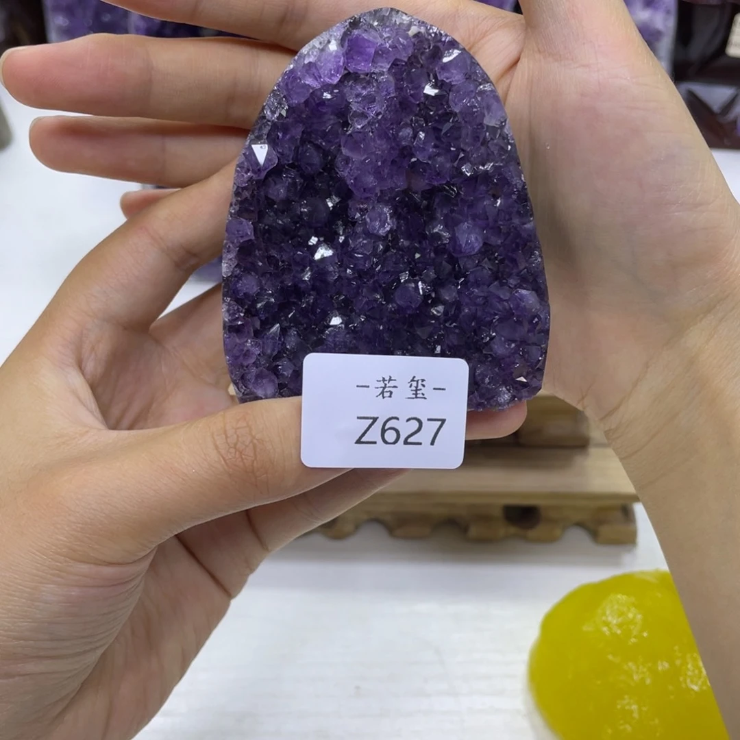 乌拉圭紫水晶摆件Z627