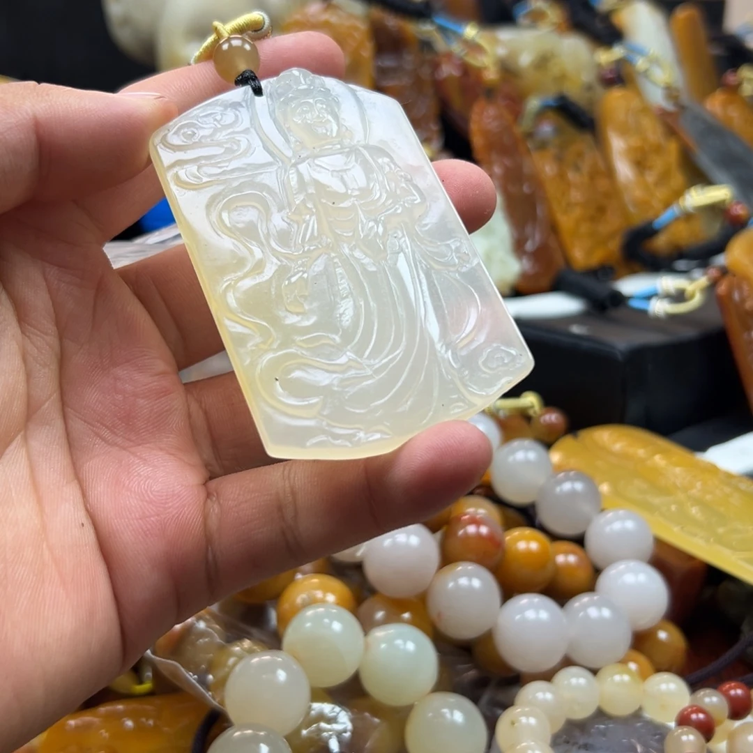 石英质玉（黄龙玉）未镶嵌hly