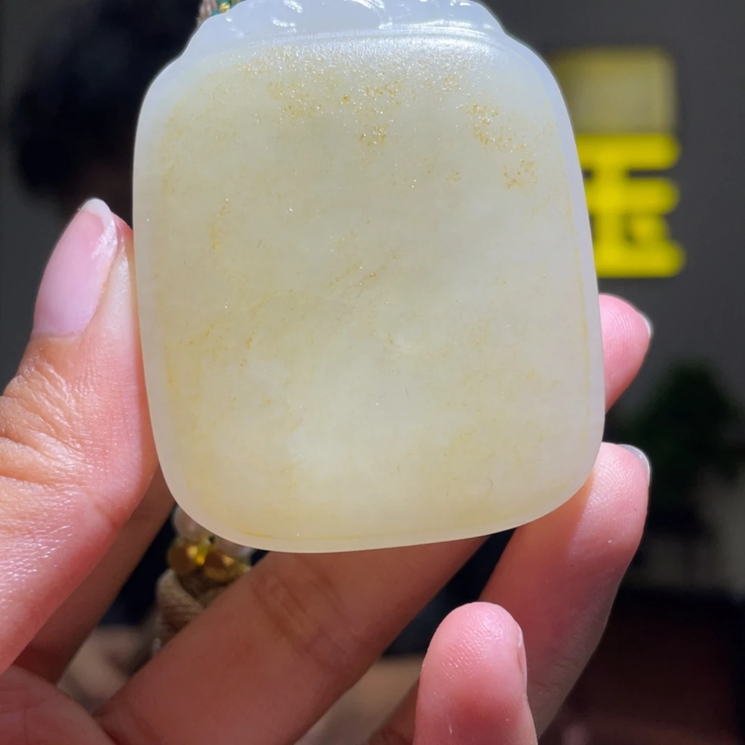 颈饰未镶嵌和田玉初**意