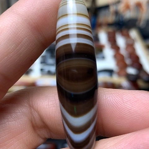 玛瑙/玉髓颈饰合金简