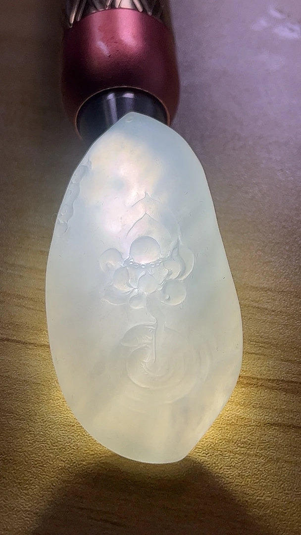 天然缅甸翡翠冰胶特色莲花花牌毛货买断需抛光尺寸高58宽30厚6