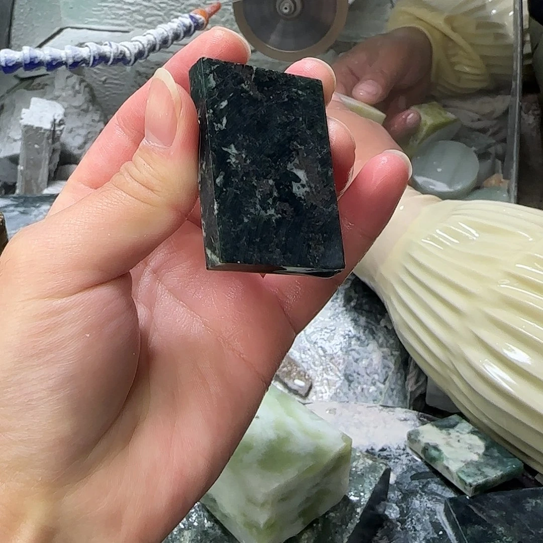 长石玉未镶嵌珠宝半成品