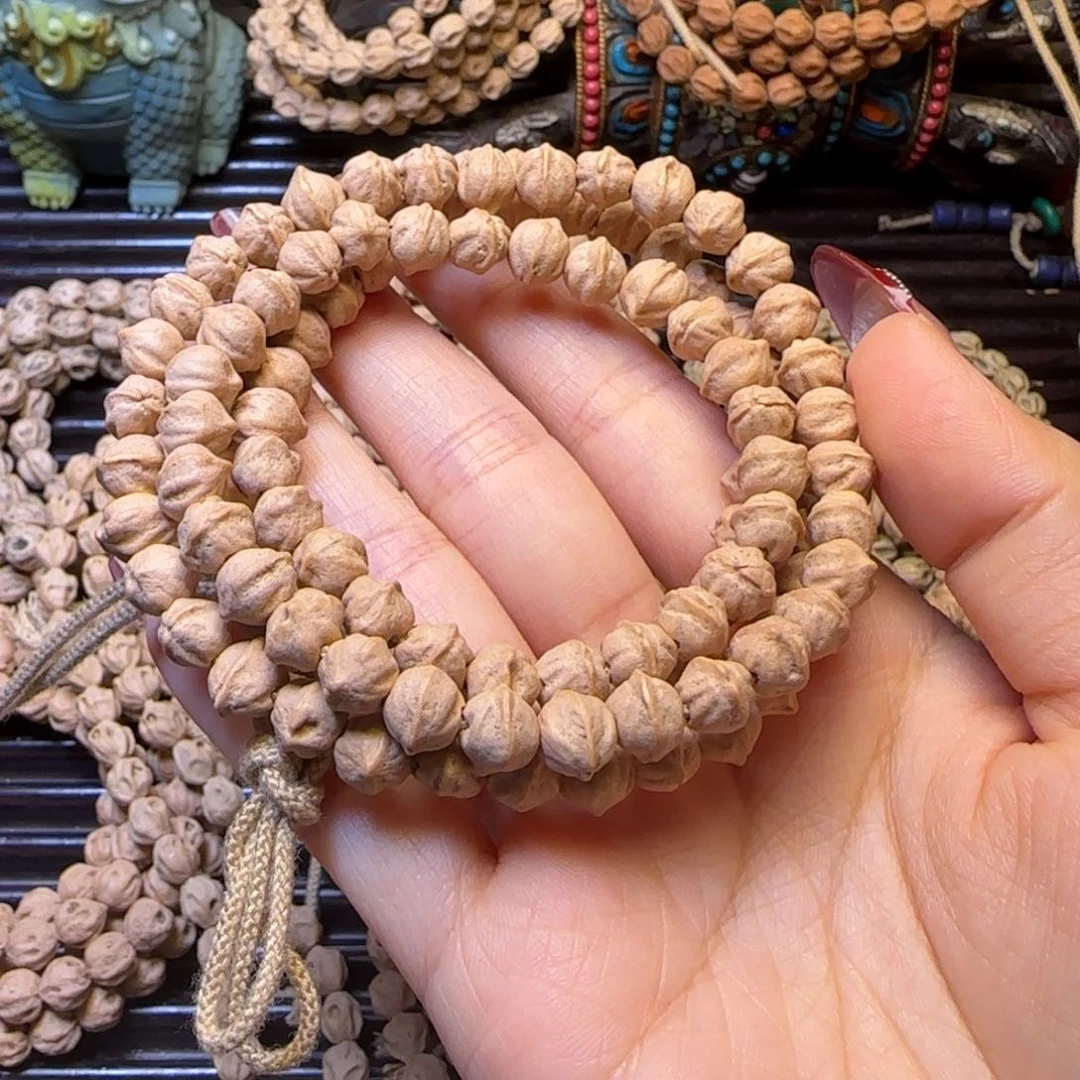 柏香籽/百香籽吊坠小****）