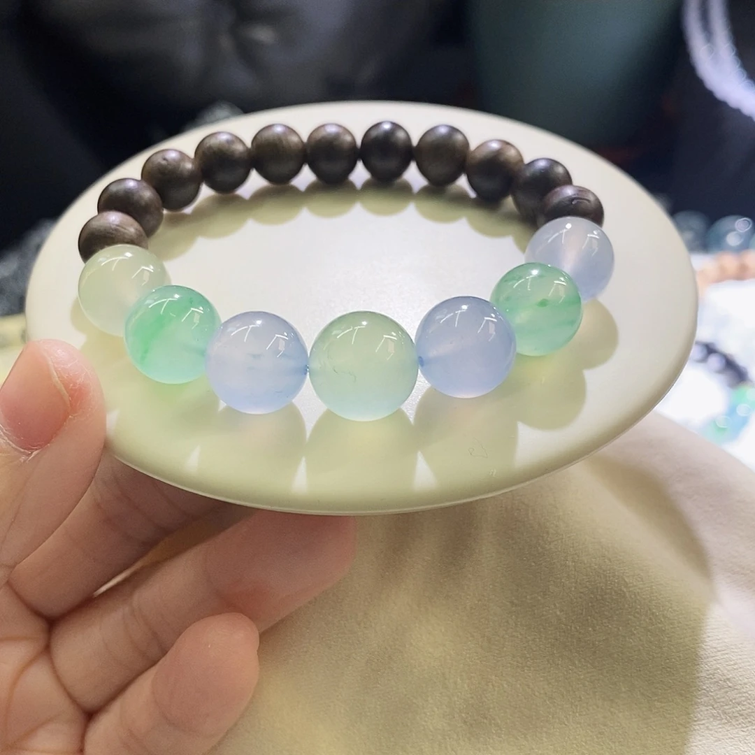 翡翠未镶嵌挂件单圈