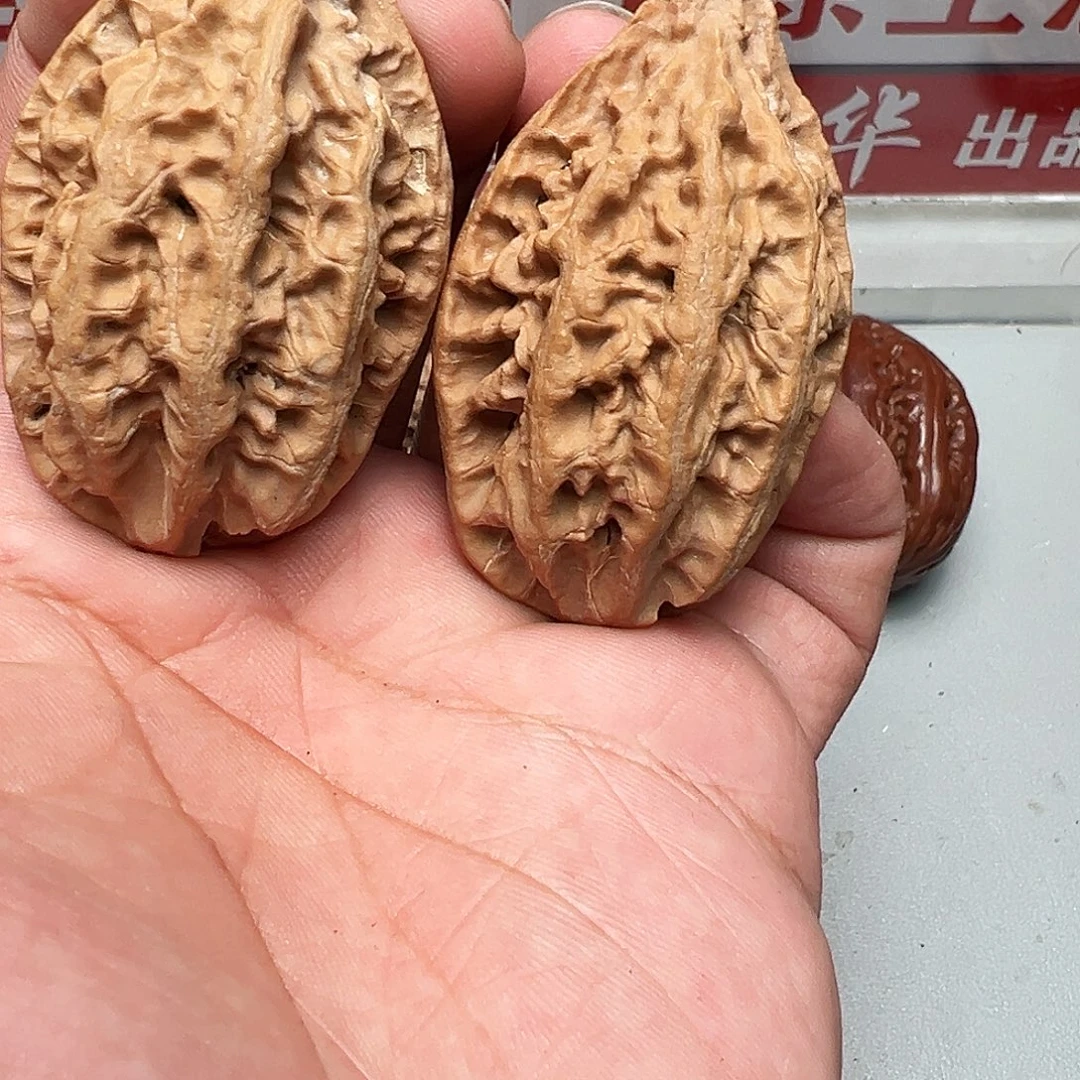 心***刀吊坠文玩核桃奶油柳叶