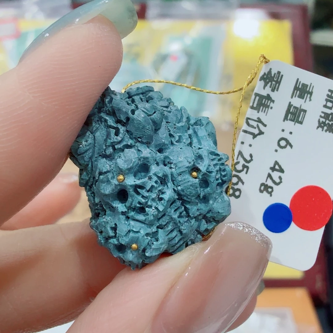 未镶嵌绿松石珠宝奇石