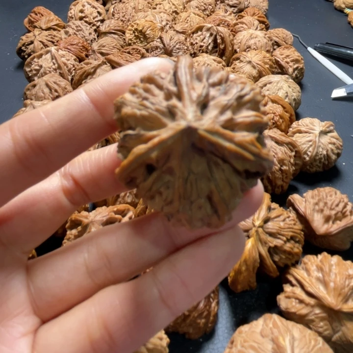 ?***子文山三棱单只37尺寸核桃哈哈哈哈哈哈哈