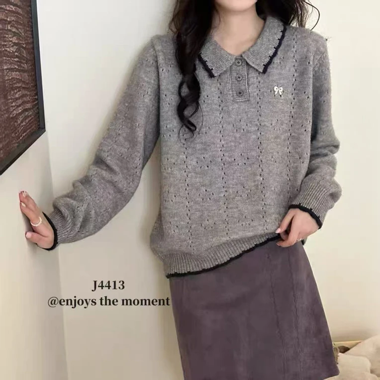 OUNI@J4413 韩系简约镂空提花上衣 9-21