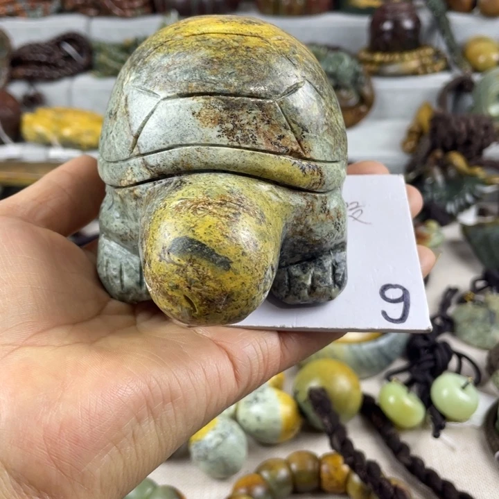 岫岩河磨玉（透闪石质玉）未镶嵌珠宝奇石