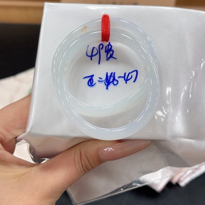 未镶嵌手镯翡翠翡翠