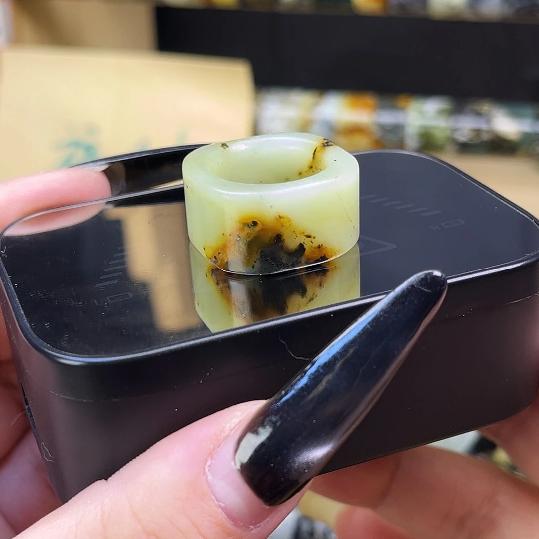 岫玉未镶嵌戒指港17微瑕