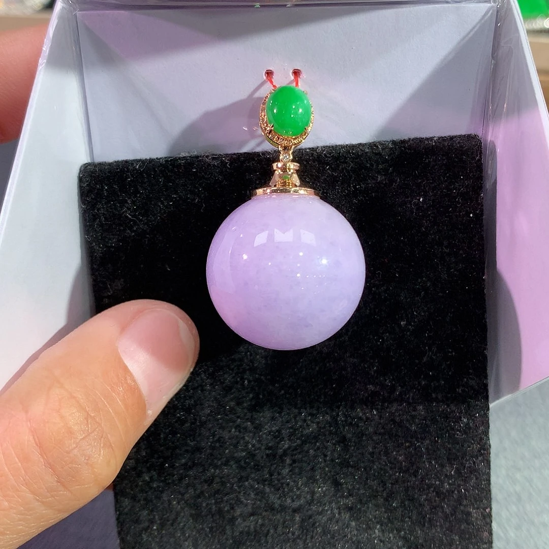 翡翠吊坠(赠链)18K金镶嵌