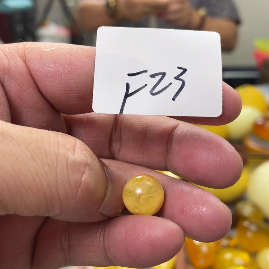 手链琥珀未镶嵌多样性发，发其中一件