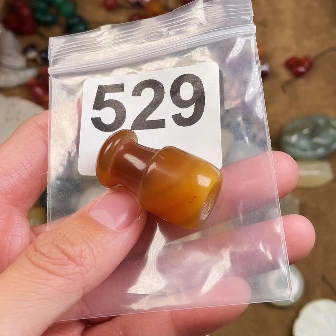 和田玉（糖玉）未镶嵌颈饰