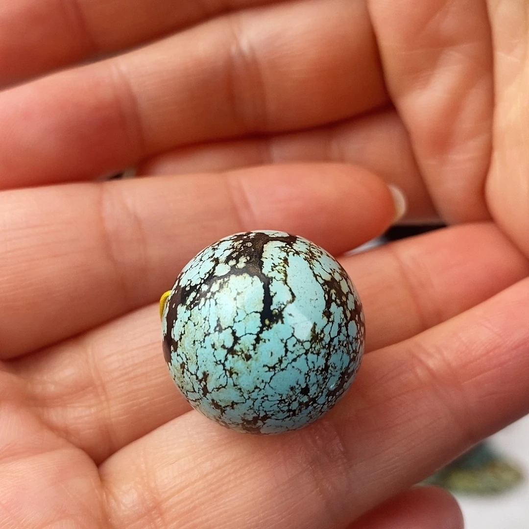 绿松石未镶嵌原矿