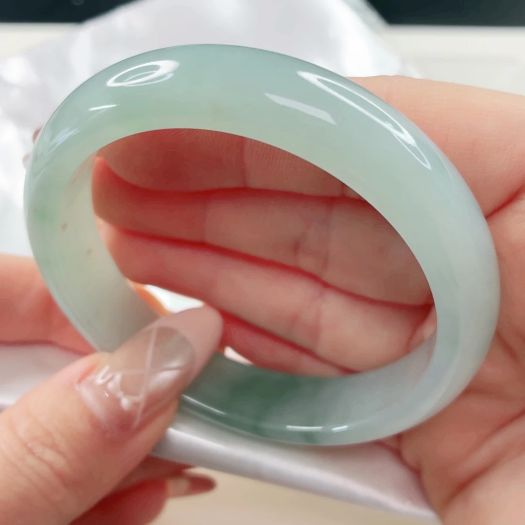 翡翠未镶嵌手镯56.9x445