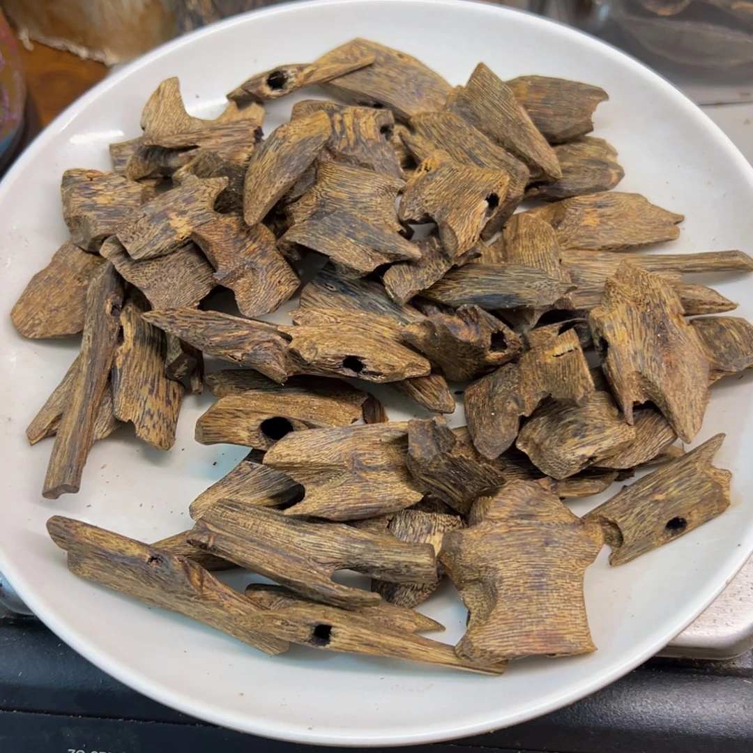 沉香沉香碎屑油叶子原材料125克