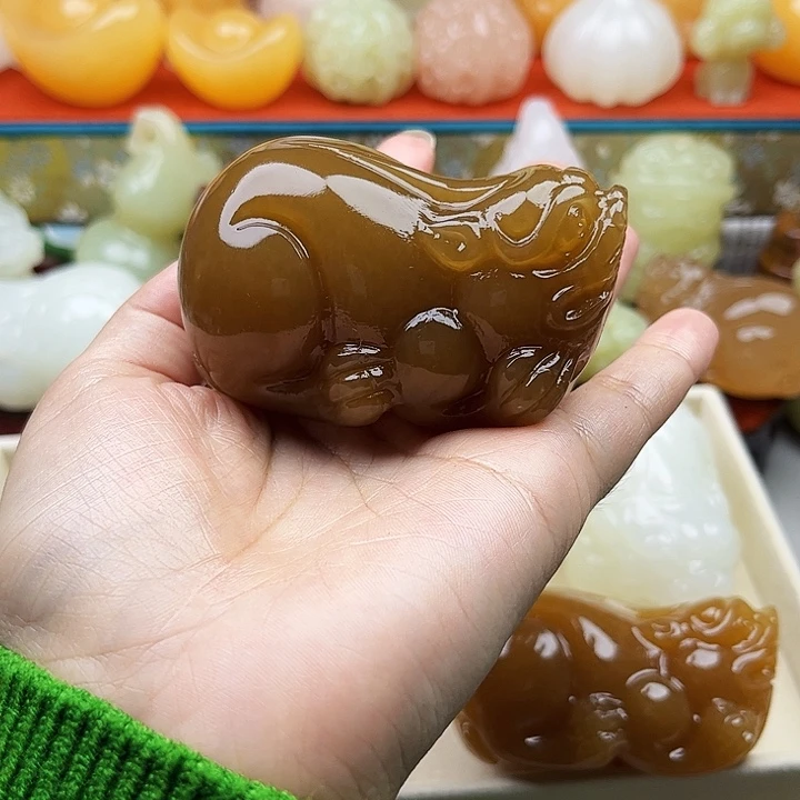 天***点石材貔貅手把摆件