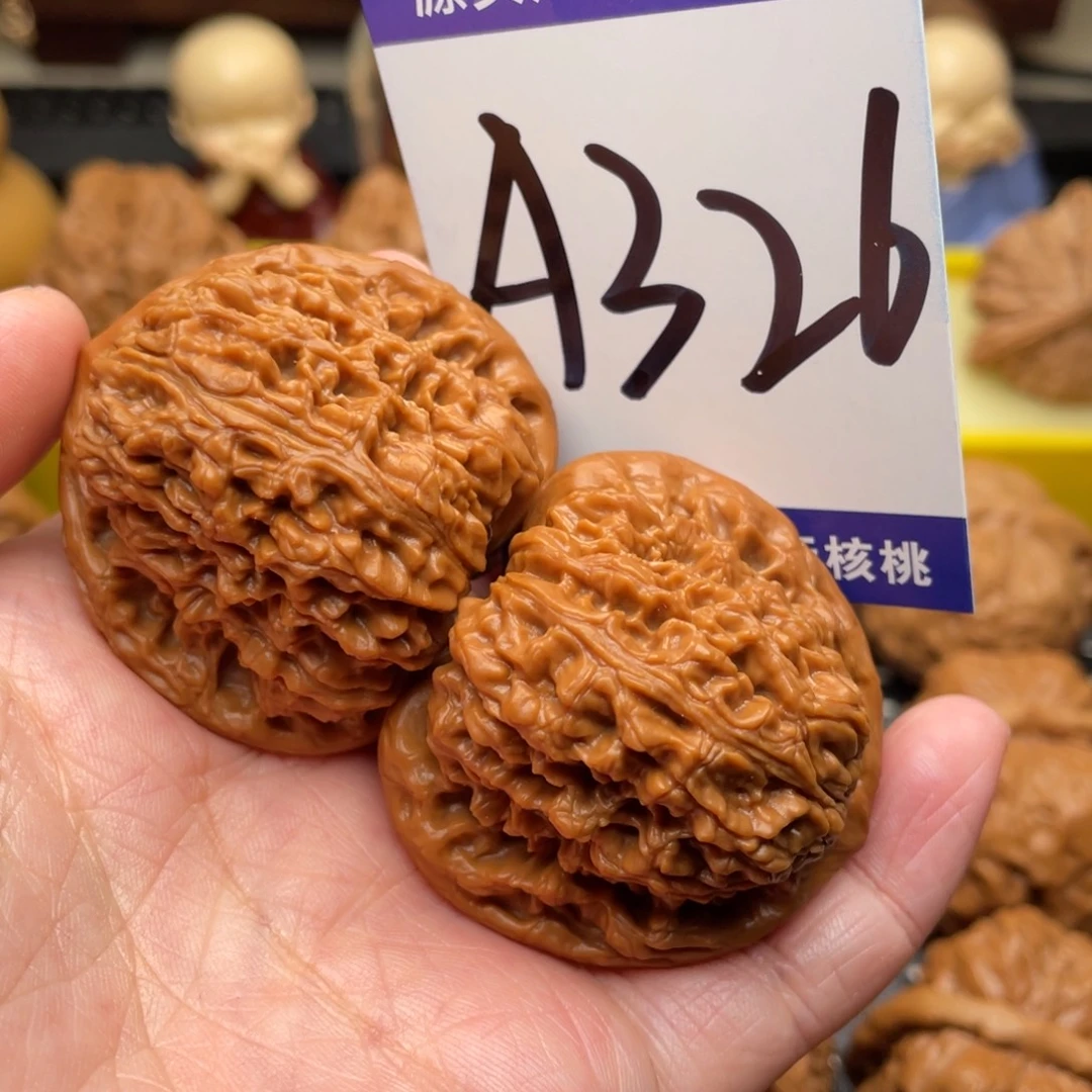桃核把件南疆石42