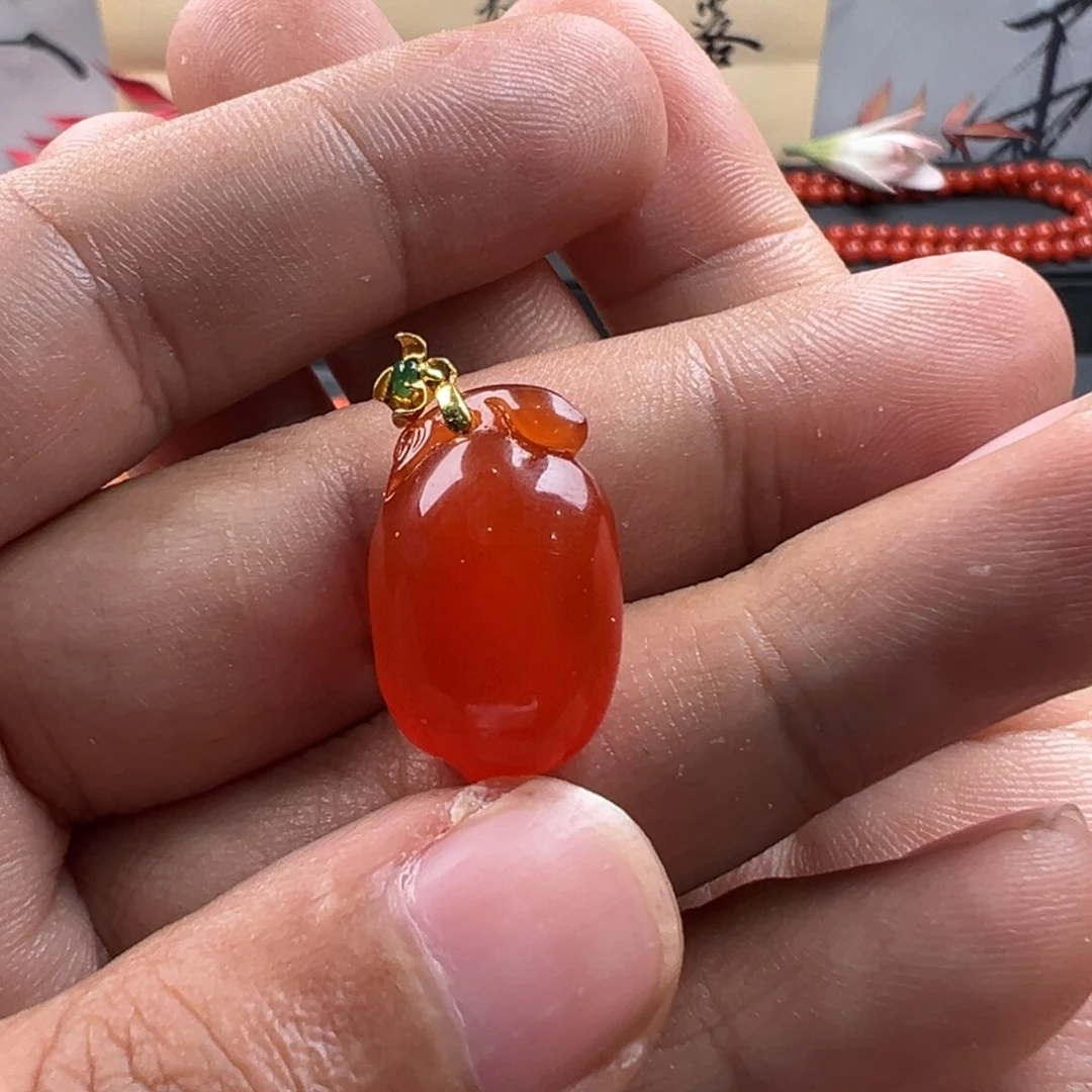 南红玛瑙18K金镶嵌吊坠(不含链)杨柳小庄冰红福瓜金镶扣头