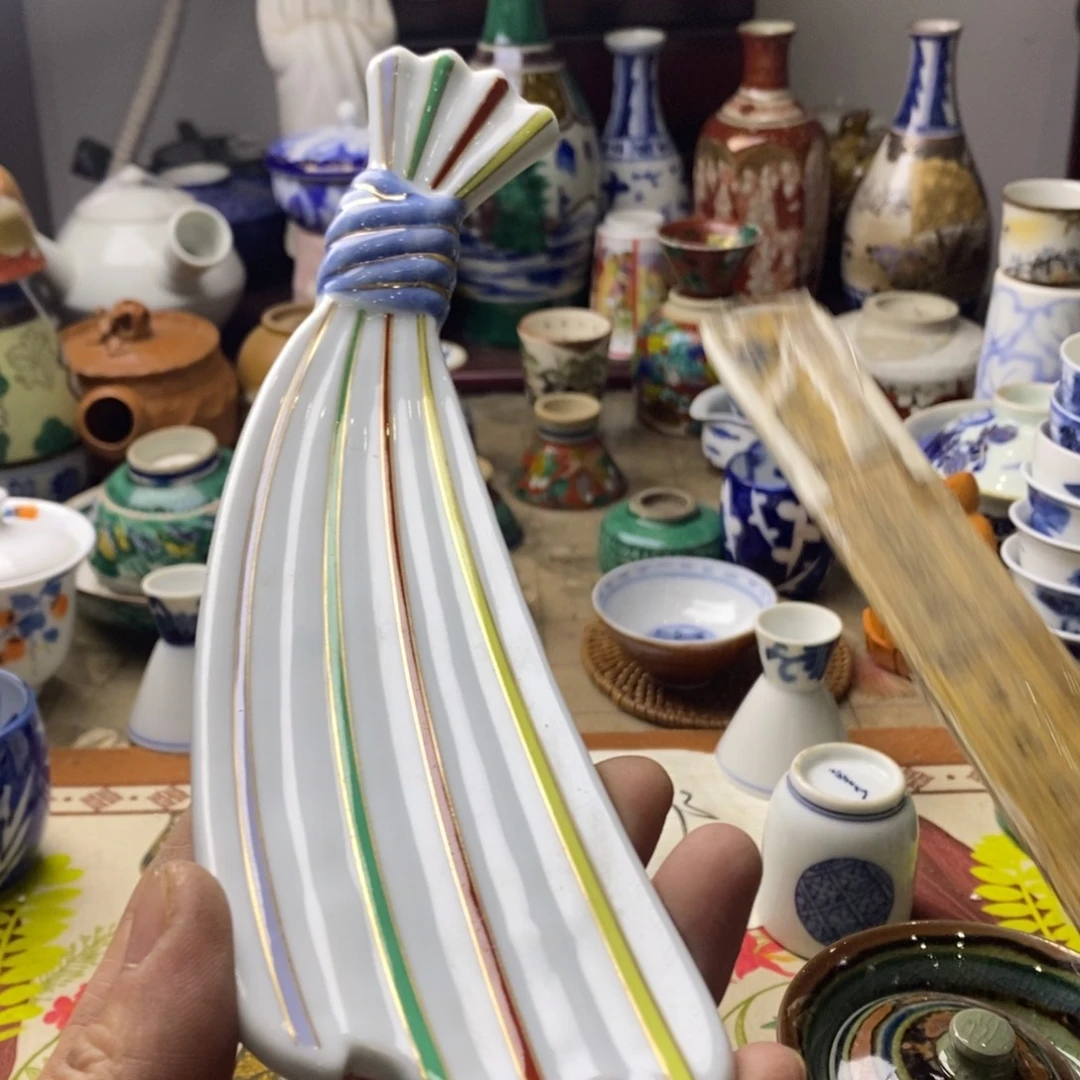 瓷片这两句歌词很适合他听一