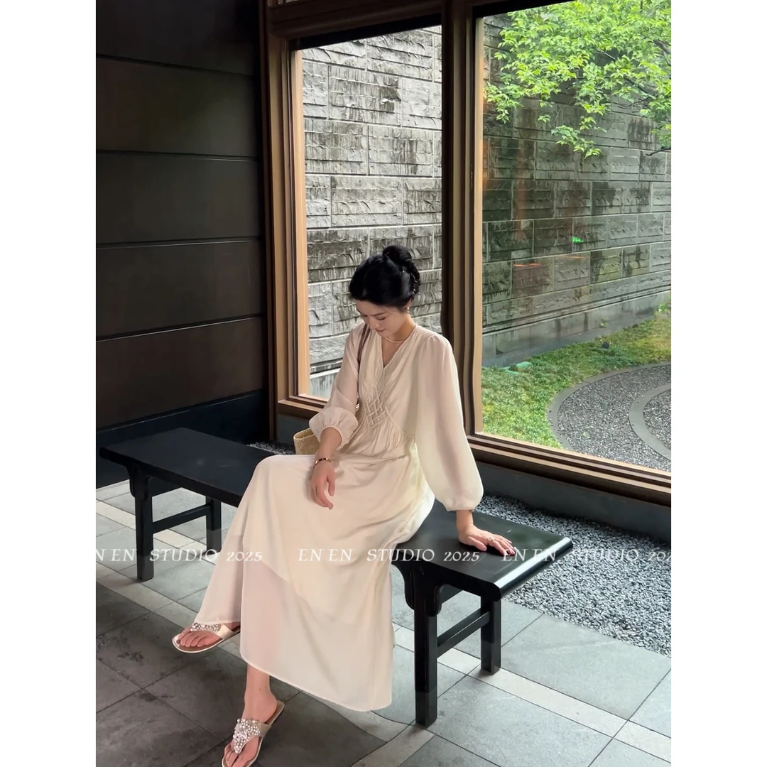 【温温165】长袖法式V领拼接纯色编织小众设计感连衣裙 YX25405