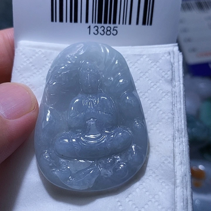 翡翠未镶嵌颈饰一