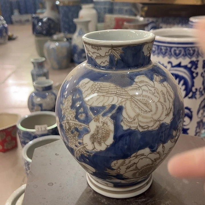 瓷片瑕。。。。。。，，，。。。。。。