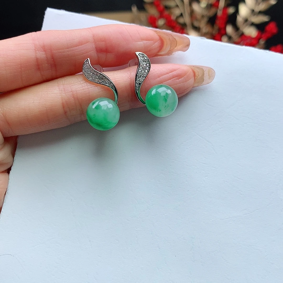 石英质玉耳钉合金