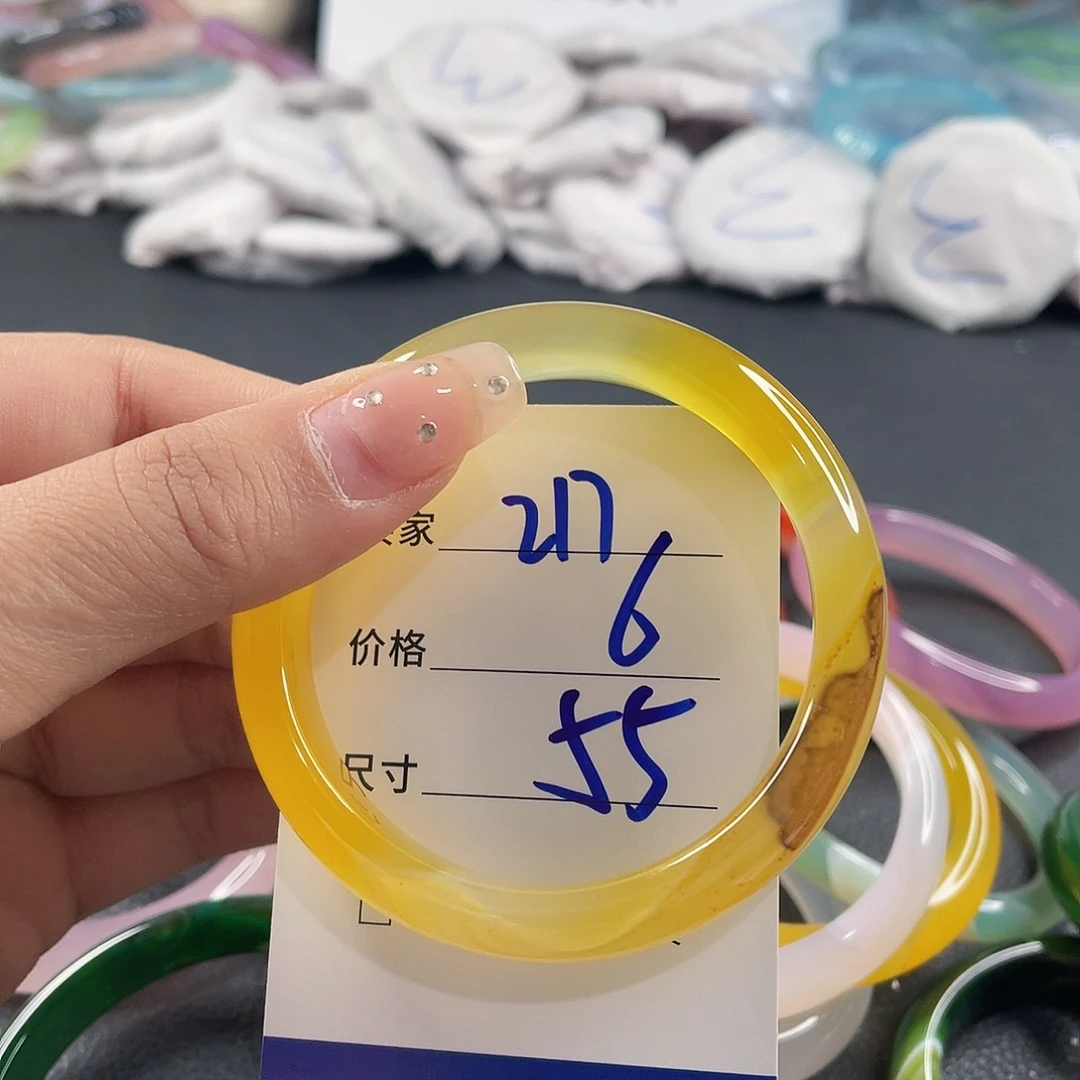 玛瑙/玉髓未镶嵌手镯
