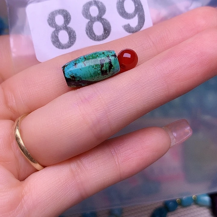 南红玛瑙未镶嵌珠宝奇石