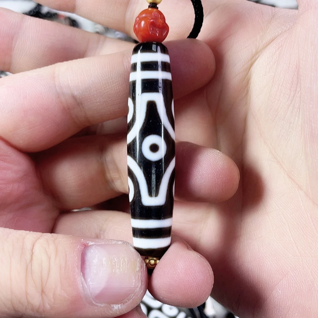 玛瑙/玉髓合金颈饰钟志明