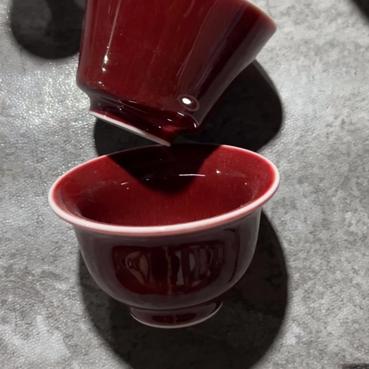 孤***雨景德镇青花玲珑瓷郎红主人杯2个