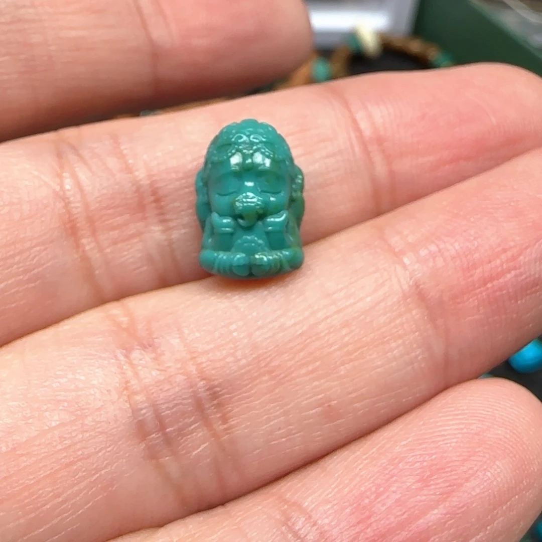 绿松石配饰未镶嵌